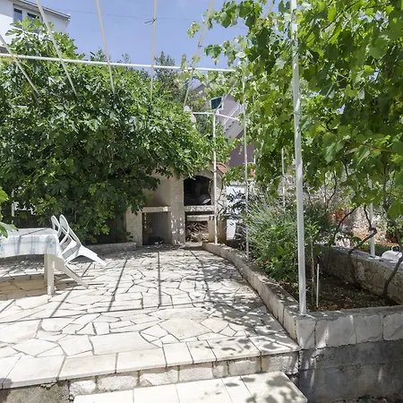 Apartment Mirko Trogir